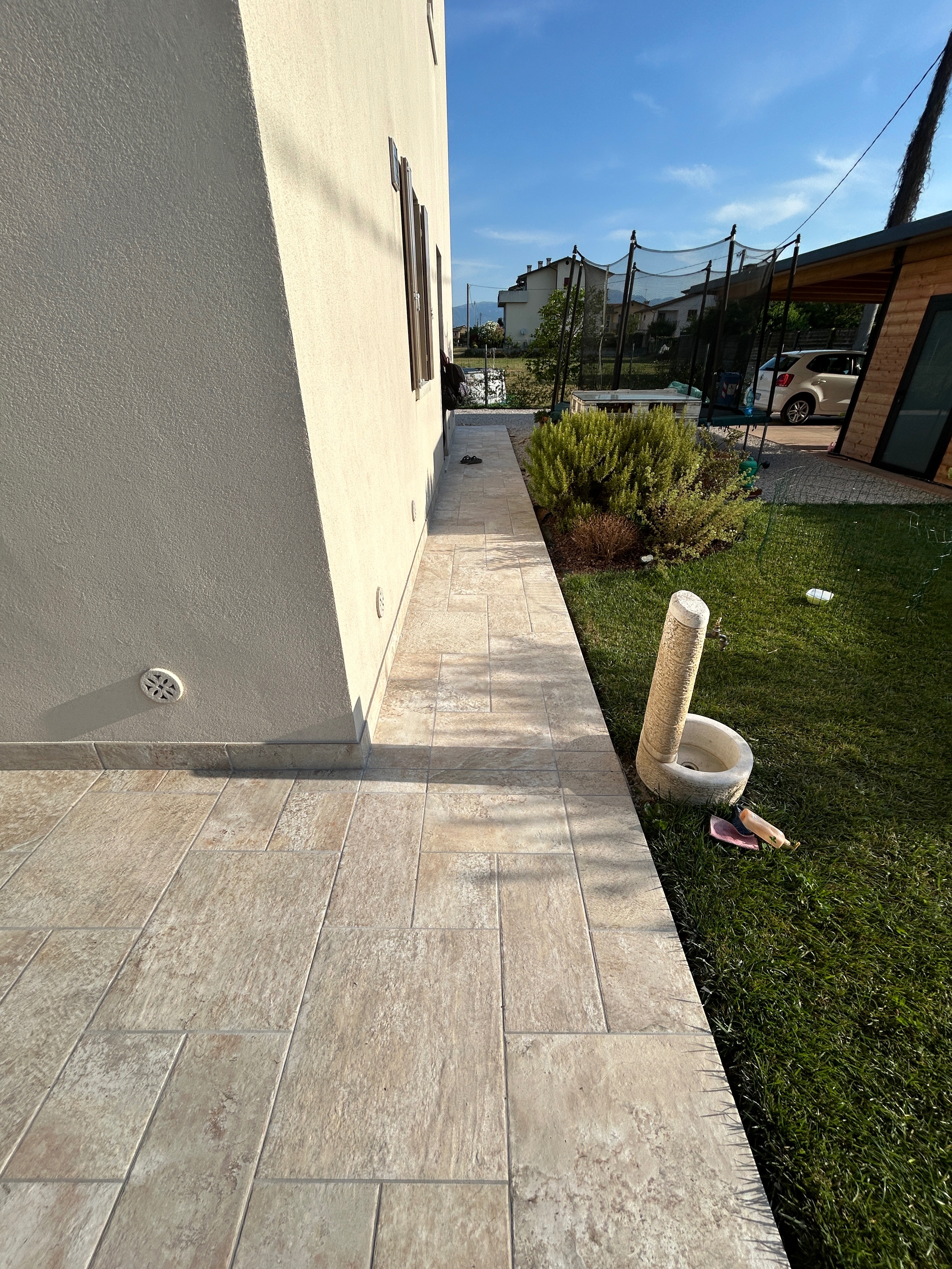 Pavimento esterno realizzato a Rossano Veneto